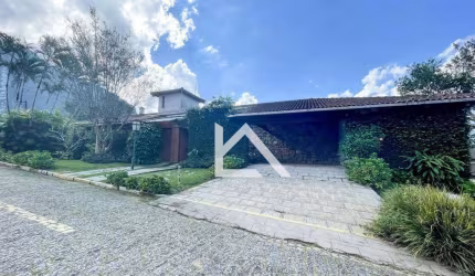 Casa à venda, 575 m² por R$ 2.200.000,00 - Carlos Guinle - Teresópolis/RJ