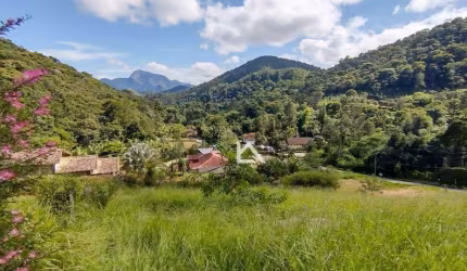 Terreno à venda, 430 m² por R$ 179.000 - Albuquerque - Teresópolis/RJ