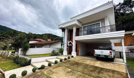 Casa à venda, 260 m² por R$ 1.450.000,00 - Parque do Imbui - Teresópolis/RJ