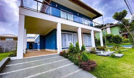 Casa à venda, 390 m² por R$ 1.950.000,00 - Vargem Grande - Teresópolis/RJ