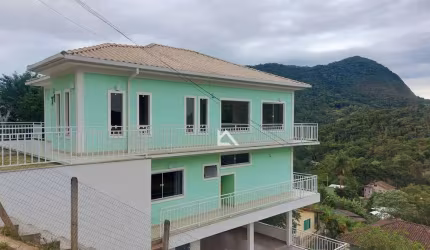 Casa com 4 dormitórios à venda, 223 m² por R$ 1.400.000,00 - Albuquerque - Teresópolis/RJ