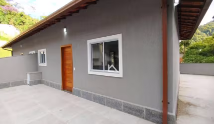 Casa com 2 dormitórios à venda, 63 m² por R$ 359.000,00 - Meudon - Teresópolis/RJ