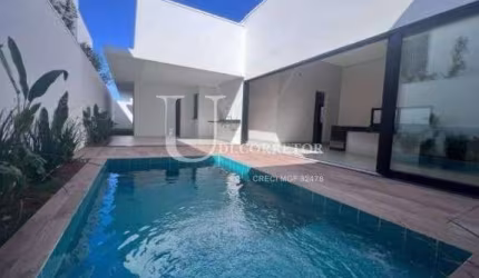 Imponente Casa no Condomínio Splendido - 3/4 Suíte - 1 Super Suíte Master - Roupeiro - Armários Planejados - 1989Udi