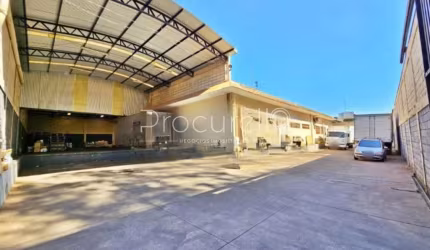 Galpão/Depósito/Armazém e 2 banheiros para Alugar, 1850 m²