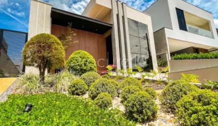 CASA TÉRREA 250M², COM 03 QUARTOS SENDO 03 SUÍTES, À VENDA NO CONDOMÍNIO ALTO DO CASTELO.