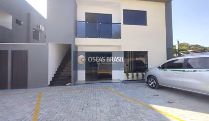Apartamento em Alto de Taperapuan - Porto Seguro, BA