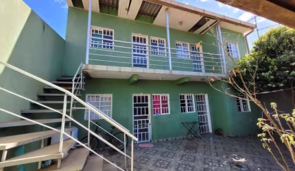 Casa para Venda em Brasília, Taguatinga Sul (Taguatinga), 6 dormitórios, 1 suíte, 4 banheiros, 4 vagas