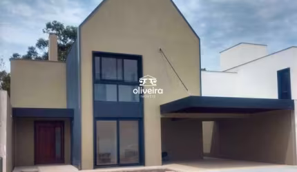 EXCELENTE CASA MODERNA E DE ALTO PADRÃO NO MAISON DE BONEVALLE