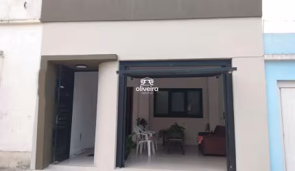 CASA CENTRO, PRÓXIMA AV BENTO ENTRE COLÉGIO ADVENTISTA AV JK OLIVEIRA