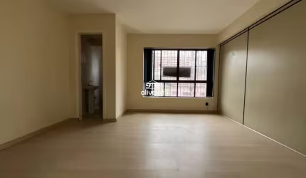 Sala Comercial para ALUGAR/VENDA no edifício Moraes Notari - Cód. A1227