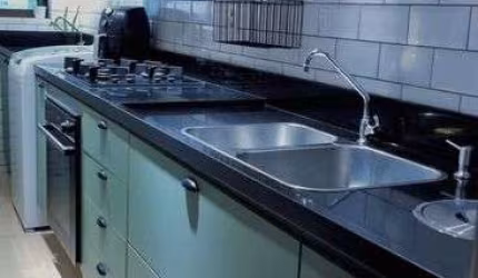 Excelente apartamento andar alto 2 quartos 1 suíte 52m² em Candeias