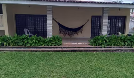Casa para venda tem 400 metros quadrados com 3 quartos em Apipucos - Recife - Pernambuco