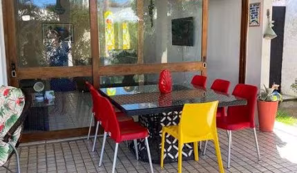 Linda casa na praia a venda em Pau Amarelo no Janga com 400m² de área construída e 900m² de terreno