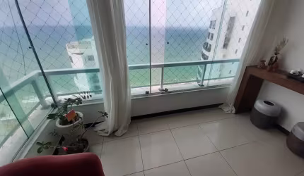Excelente apartamento  na beira mar de Boa Viagem a venda