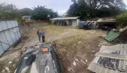 Terreno de esquina com 640m² a venda em Boa Viagem