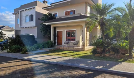 Sobrado à venda, 180 m² por R$ 1.300.000,00 - Villa Lucchesi - Gravataí/RS