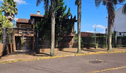 Sobrado à venda, 340 m² por R$ 2.300.000,00 - Centro - Gravataí/RS