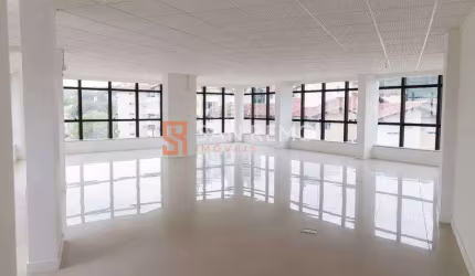 Sala comercial para alugar na Rua Pastor William Richard Schisler Filho, 521, Itacorubi, Florianópolis, 625 m2 por R$ 29.000