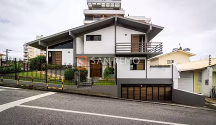 Casa com 4 quartos à venda na Rua Doná Antônia Alves, 260, Itaguaçu, Florianópolis, 380 m2 por R$ 3.350.000