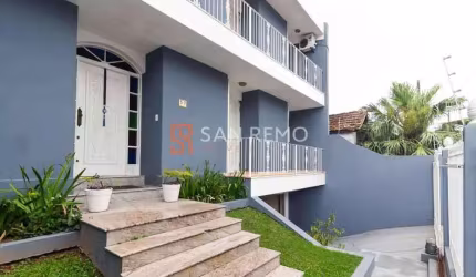 Casa com 5 quartos à venda na Rua Álvaro Cardoso, 50, Estreito, Florianópolis, 320 m2 por R$ 1.500.000
