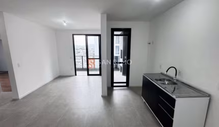 Apartamento com 2 quartos para alugar na Rua Sebastiana Coutinho, 216, Areias, São José, 65 m2 por R$ 3.000