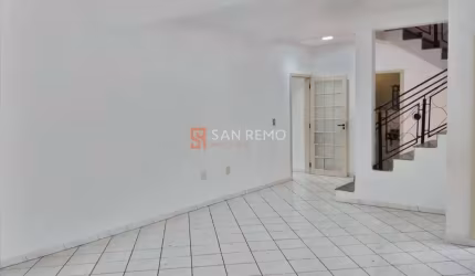 Casa em condomínio fechado com 4 quartos para alugar na Servidão Vassourinha, 210, Rio Tavares, Florianópolis, 400 m2 por R$ 6.200