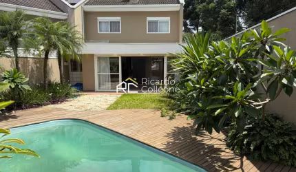 Casa Triplex Alto Padrão no Bairro Ecoville – 247m² Privativos