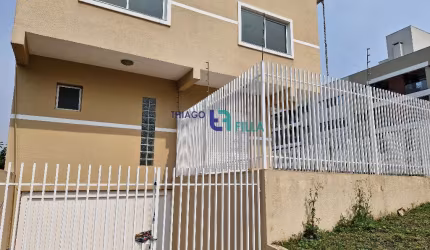 Amplo Sobrado Comercial / Residencial no bairro Tingui