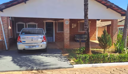 Oportunidade! Chalé em Caldas Novas, condomínio bem localizado próximo ao Assaí atacadista