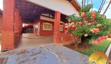 Chalé em Caldas Novas mobiliado com 3 quartos, 2 banheiros, varanda ampla com churrasqueira