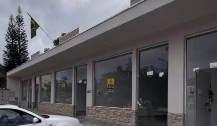 Sala comercial para alugar no bairro Estrada das Areias em Indaial/SC