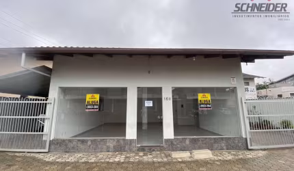Sala comercial para alugar no bairro Capitais em Timbó/SC