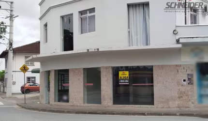 Sala comercial para alugar no bairro Carijós em Indaial/SC