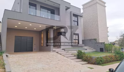 Sobrado à venda em Campinas, Loteamento Parque dos Alecrins, com 4 suítes, com 302 m²