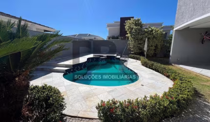 Sobrado à venda em Campinas, Loteamento Alphaville Campinas, com 4 quartos, com 320 m²