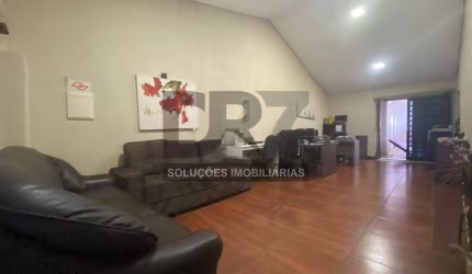 Casa à venda em Campinas, Jardim Aurélia, com 3 quartos, com 174 m²