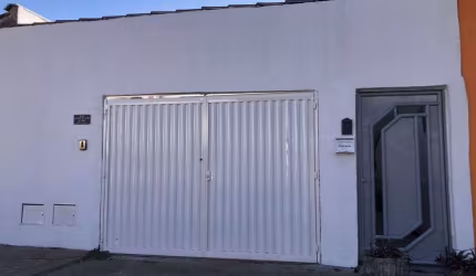 Casa com 2 quartos para alugar na Visconde de Taunay Fds., 405, Jundiaí, Anápolis por R$ 1.500