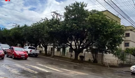 Apartamento com 3 quartos à venda na Senador José L. Dias Esq. C/ Rua Dona Sandita, 407, Centro, Anápolis por R$ 200.000
