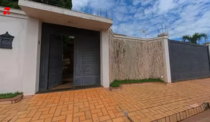 Casa com 3 quartos à venda na S 60, 10, Anápolis City, Anápolis por R$ 1.500.000
