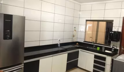 Casa com 3 quartos à venda na 3, 1000, Itamaraty 2ª Etapa, Anápolis por R$ 410.000