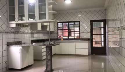 Casa com 5 quartos à venda na Rússia, 500, Boa Vista, Anápolis por R$ 850.000