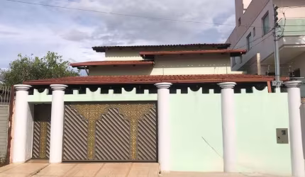 Casa com 5 quartos à venda na Rússia, 500, Boa Vista, Anápolis por R$ 850.000