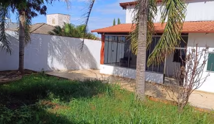 Casa com 3 quartos à venda na S-008, 4, Jardim das Samambaias, Anápolis por R$ 550.000