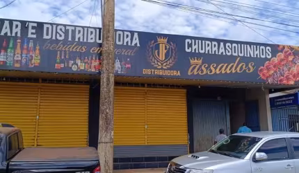 Barracão / Galpão / Depósito com 1 sala à venda na Fernando Costa, 11, Vila Jaiara, Anápolis por R$ 1.000.000
