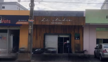 Ponto comercial com 2 salas para alugar na Colorado, 100, Parque dos Pirineus, Anápolis por R$ 1.900
