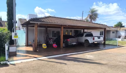Casa em condomínio fechado com 3 quartos à venda na SN 08, 63, Residencial Sol Nascente, Anápolis por R$ 690.000