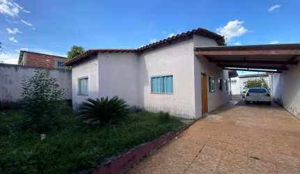 Casa com 3 quartos à venda na Carina Bittencourt N. Terra, 6, Víviam Parque, Anápolis por R$ 380.000