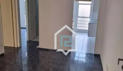 Ótimo apartamento com dois dormitórios no Central Parque