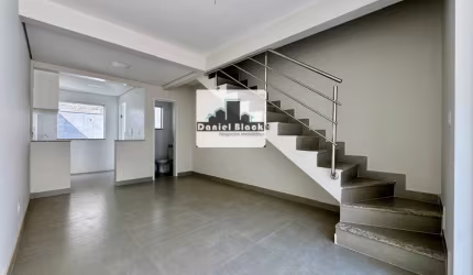 Casa à Venda no Bairro Planalto - Belo Horizonte