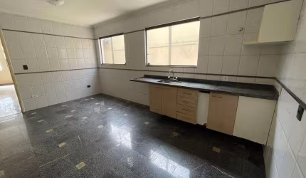 SOBRADO A VENDA NA VILA CONSTANÇA / ZONA NORTE.